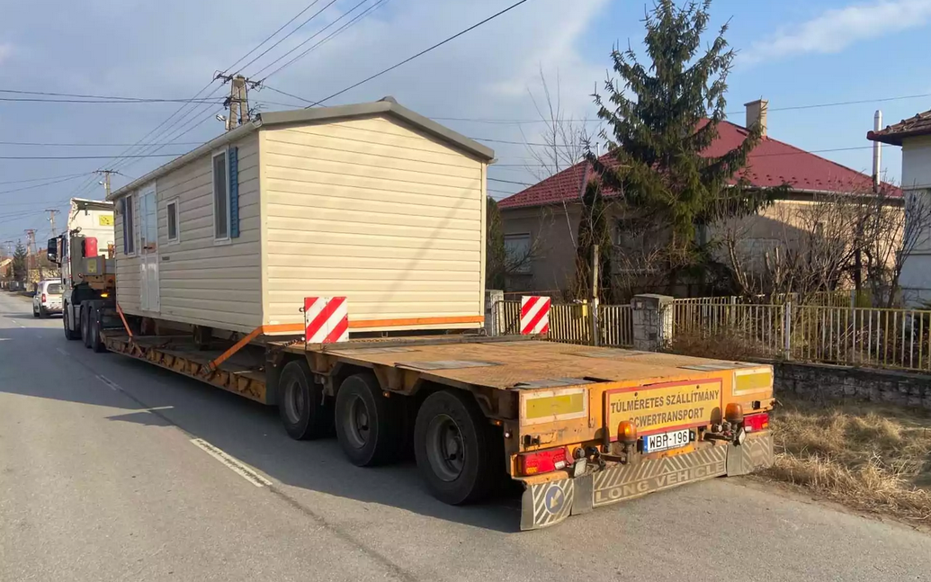 Mobilház szállítása